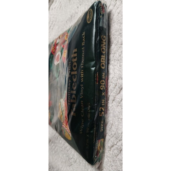 New VINTAGE Elrene Holiday Print Vinyl Flannel Back TABLECLOTH 52x90" Oblong NWT - Picture 5 of 6